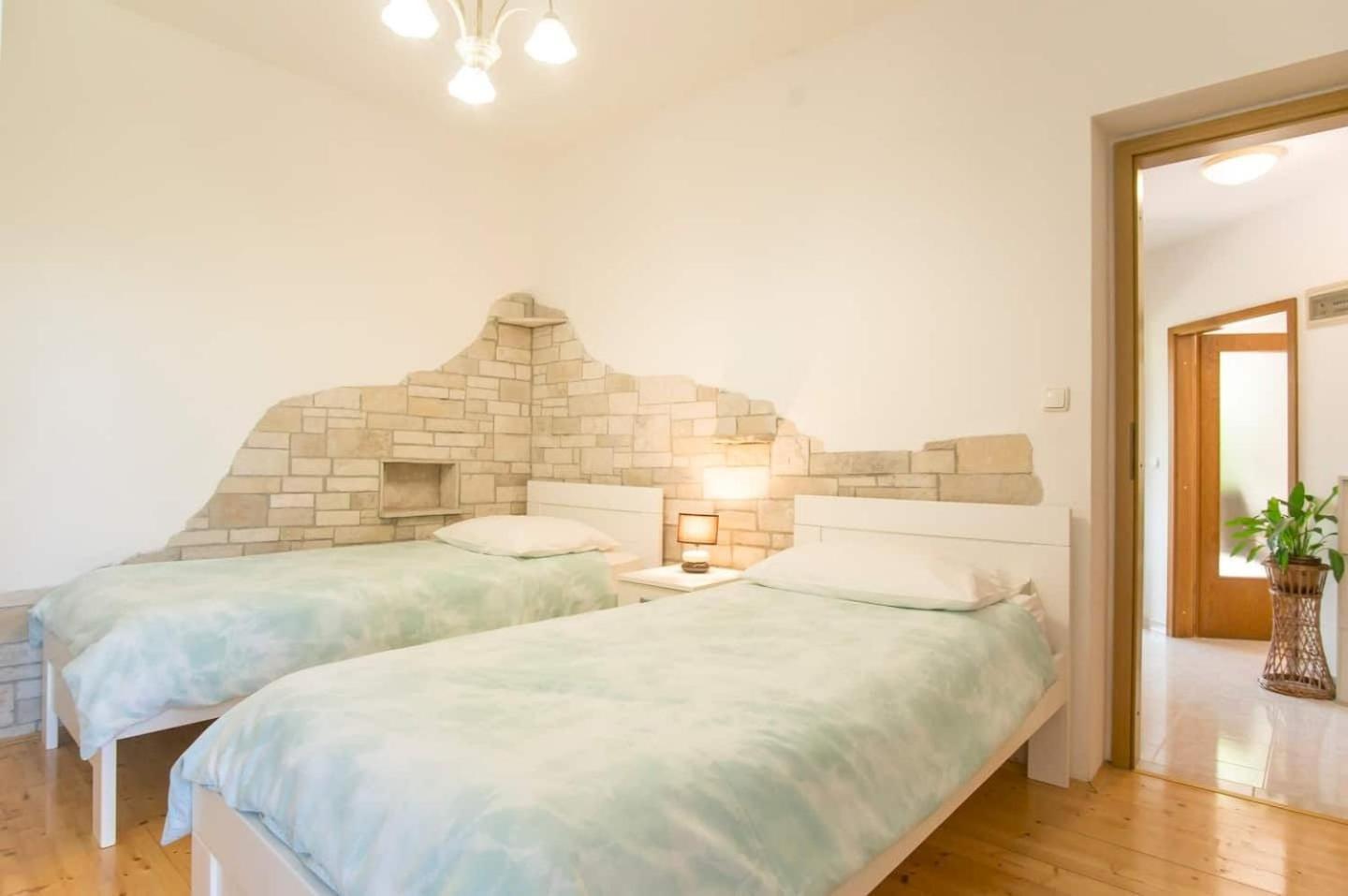 Apartment Marinko Barban Exterior photo